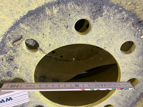 [3508-6670081-8.jpg]