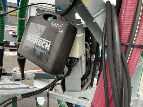 [3508-6679403-12.jpg]