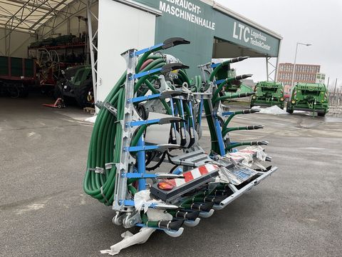 [3508-6679403-3.jpg]