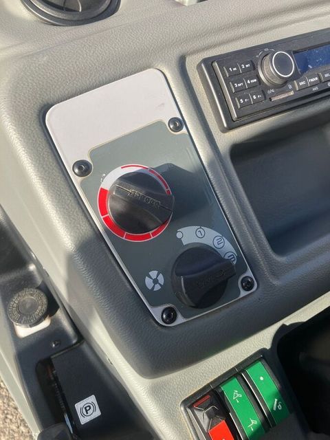 [3511-6239151-13.jpg]