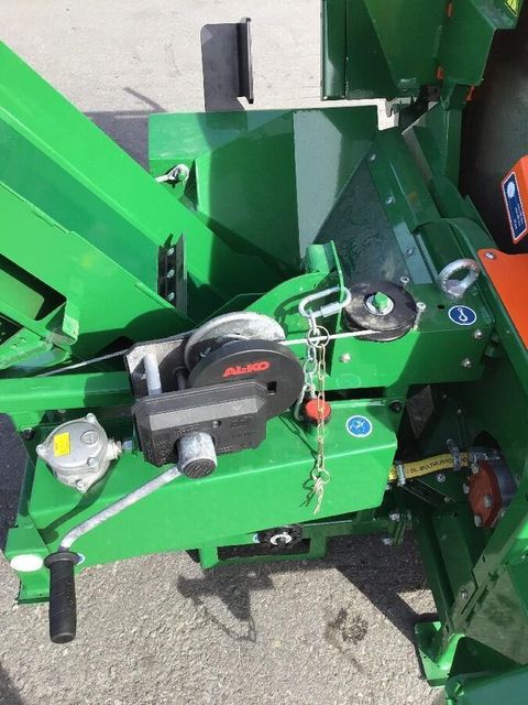 [3511-6455086-3.jpg]