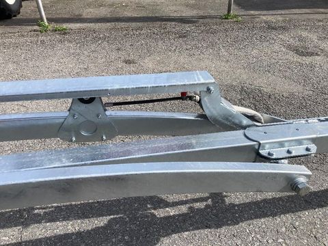 [3511-6461309-6.jpg]