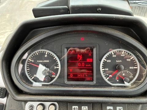 [3511-6750608-15.jpg]