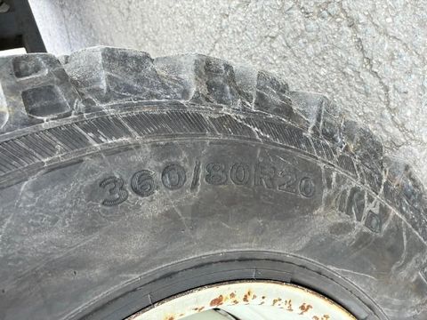 [3511-6750827-5.jpg]