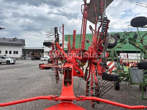 [3559-5947176-6.jpg]