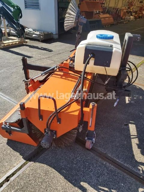 [3559-6299019-4.jpg]