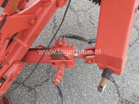 [3559-6299157-6.jpg]