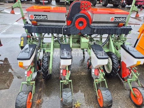 [3559-6299688-4.jpg]