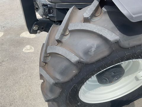 [3571-4483791-12.jpg]