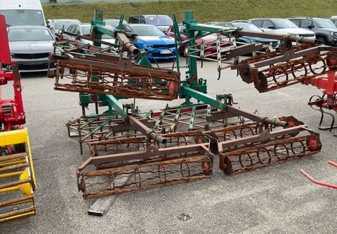 [3571-4575317-3.jpg]