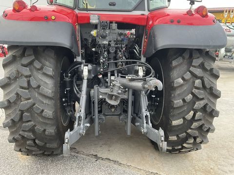 [3571-4723441-11.jpg]