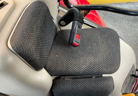 [3571-4723441-17.jpg]