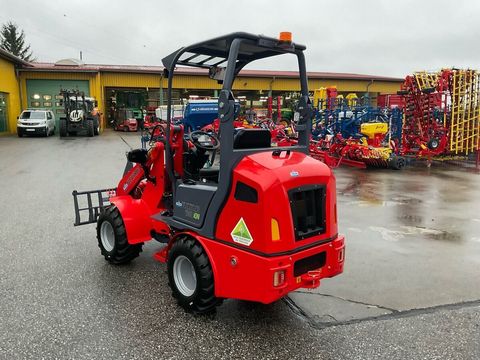 [3571-4901846-3.jpg]