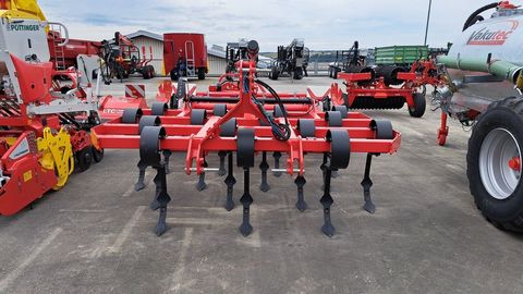 [3571-5280465-4.jpg]