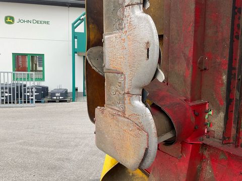 [3571-5324941-9.jpg]