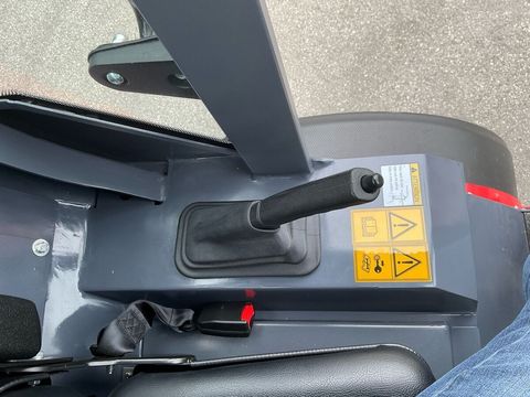 [3571-5397272-8.jpg]