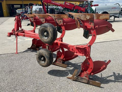 [3571-5667347-3.jpg]