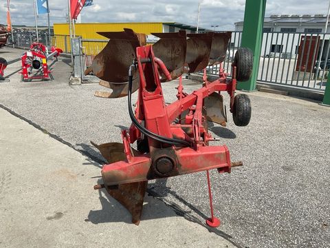 [3571-5667347-4.jpg]