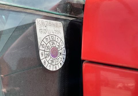 [3571-5756516-23.jpg]