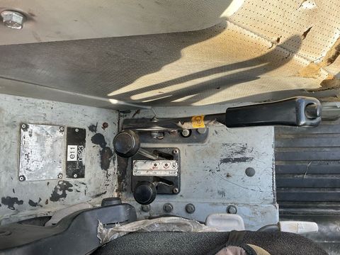 [3571-6010413-20.jpg]