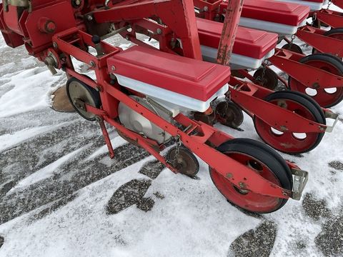 [3571-6087845-15.jpg]