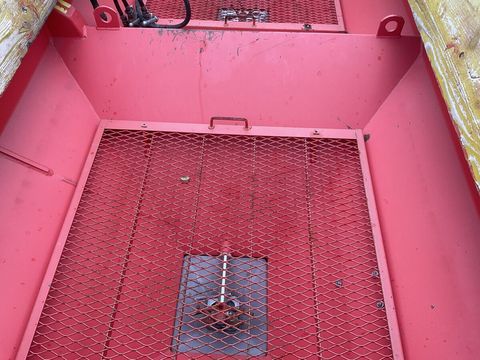 [3571-6284506-8.jpg]