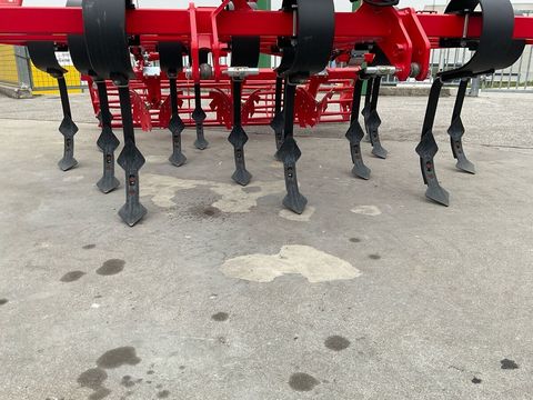 [3571-6391449-9.jpg]