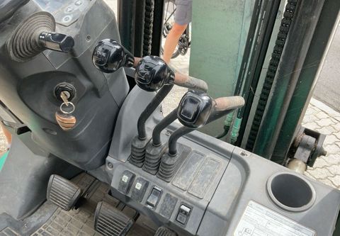 [3571-6413671-19.jpg]