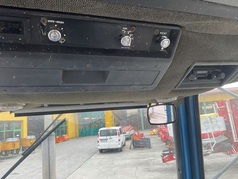 [3571-6451960-13.jpg]