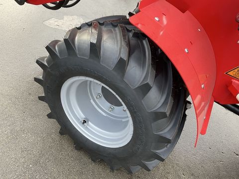 [3571-6462513-12.jpg]