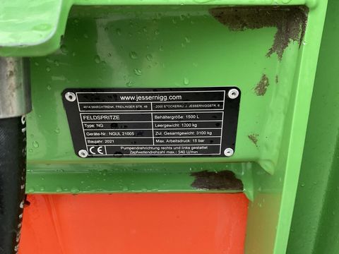 [3571-6472985-20.jpg]