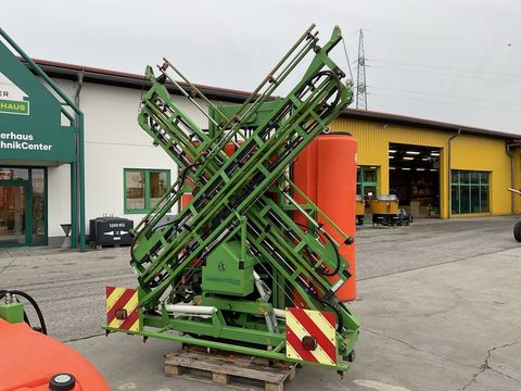 [3571-6472985-6.jpg]