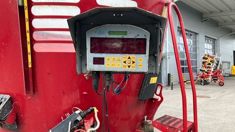 [3571-6706138-4.jpg]