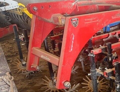 [3592-5813314-11.jpg]