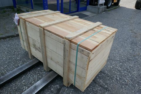 [3600-4410077-5.jpg]