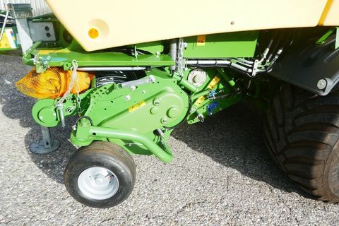 [3600-4536316-5.jpg]