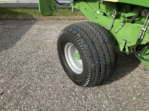 [3600-4663481-3.jpg]