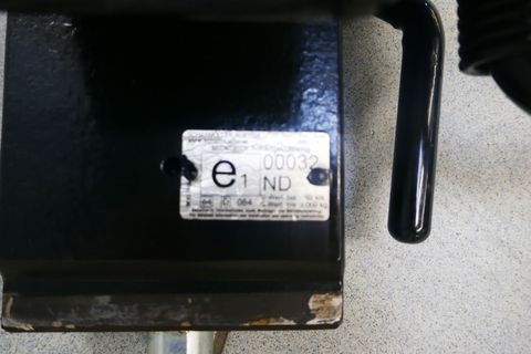 [3600-4913703-5.jpg]