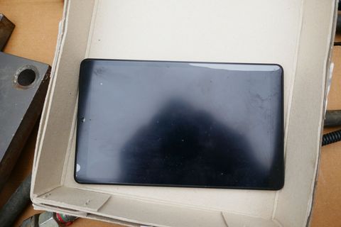 [3600-5217379-9.jpg]