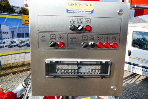 [3600-5233067-13.jpg]
