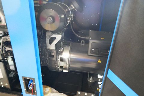 [3600-5301827-6.jpg]