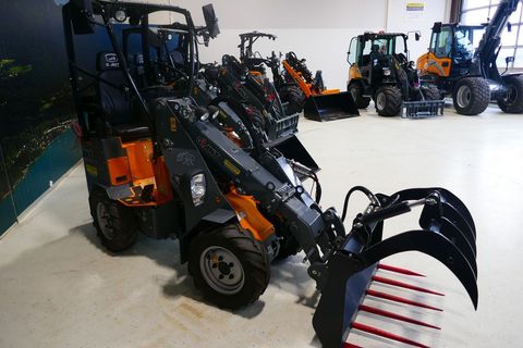 [3600-5402118-6.jpg]