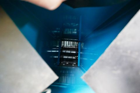 [3600-5516880-3.jpg]