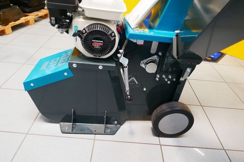 [3600-5516880-6.jpg]