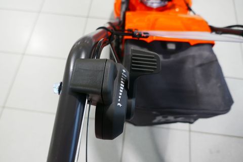 [3600-5569237-4.jpg]