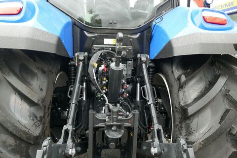 [3600-5638823-10.jpg]