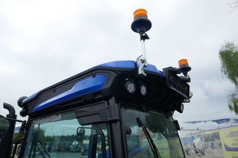 [3600-5638911-10.jpg]
