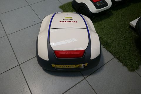 [3600-5651106-4.jpg]