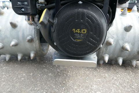 [3600-5667125-3.jpg]