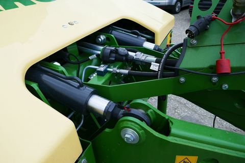 [3600-5704284-5.jpg]